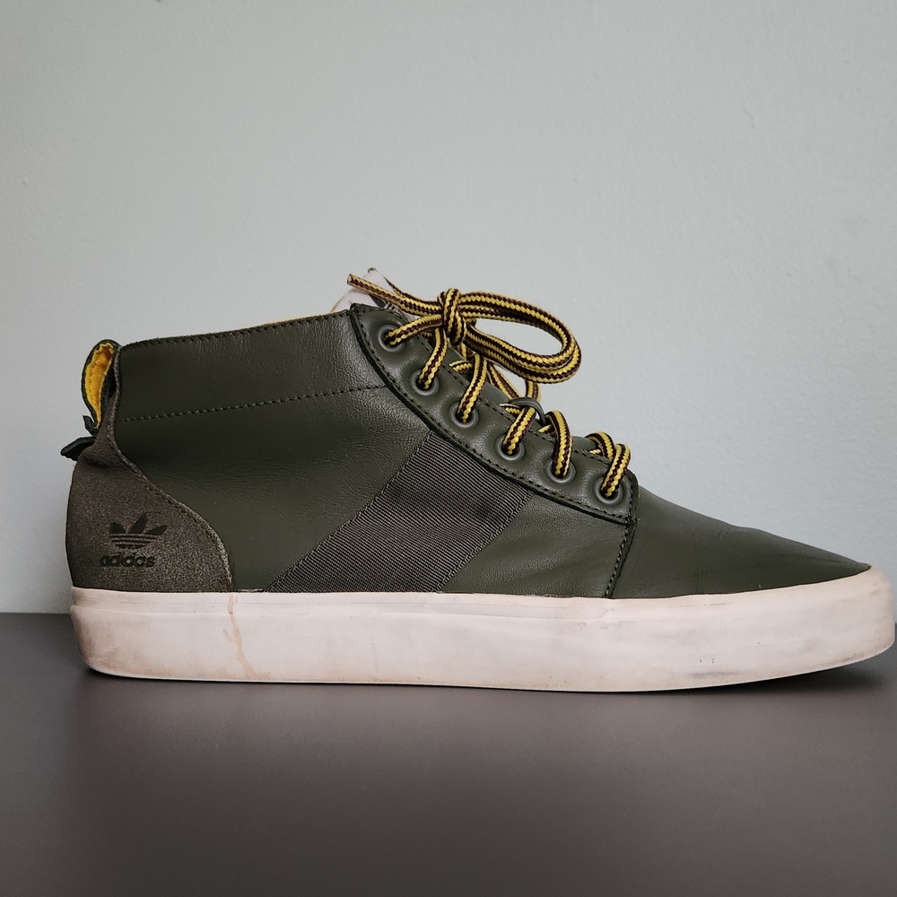 Adidas Army TR Chukka Men's Size 9.5